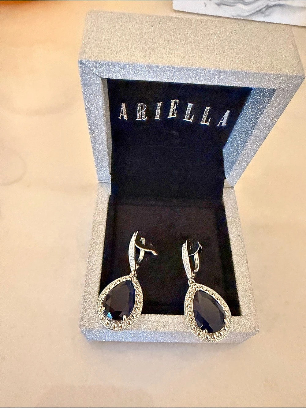 ARIELLA Drop Earrings Silver & Black New